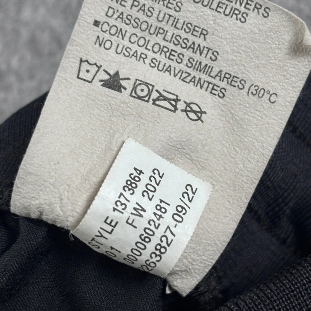 Under Armour Unstoppable Cargo Pants Mens Medium Black Tapered 1373864 FW2022